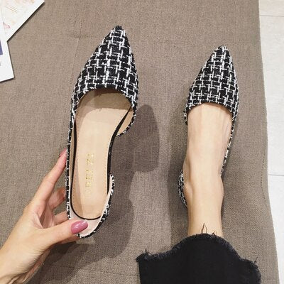 Women Flat Heel Shoes Summer Office Lady Working Shoes Flats Classic Plaid Pointed Toe Shallow Mouth Slip on Walking Shoes 31 32