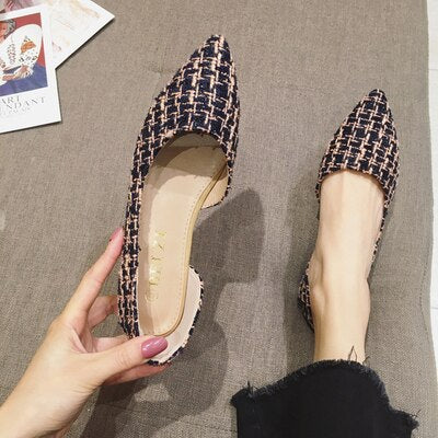 Women Flat Heel Shoes Summer Office Lady Working Shoes Flats Classic Plaid Pointed Toe Shallow Mouth Slip on Walking Shoes 31 32