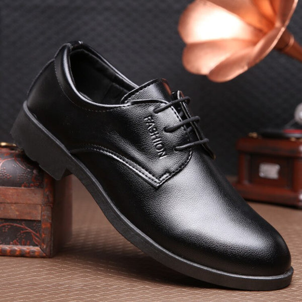 Men's Small Leather Shoes Dress Version of Casual Leather Shoes British Business Black Fashion Soft Leather Pointed Men's Shoes