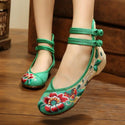 Embroidered Shoes Flat Heel Shoes Chinese Shallow Mouth Hibiscus Flowers Cloth Shoes Casual Flat Loafer Shoes Women Work Shoes